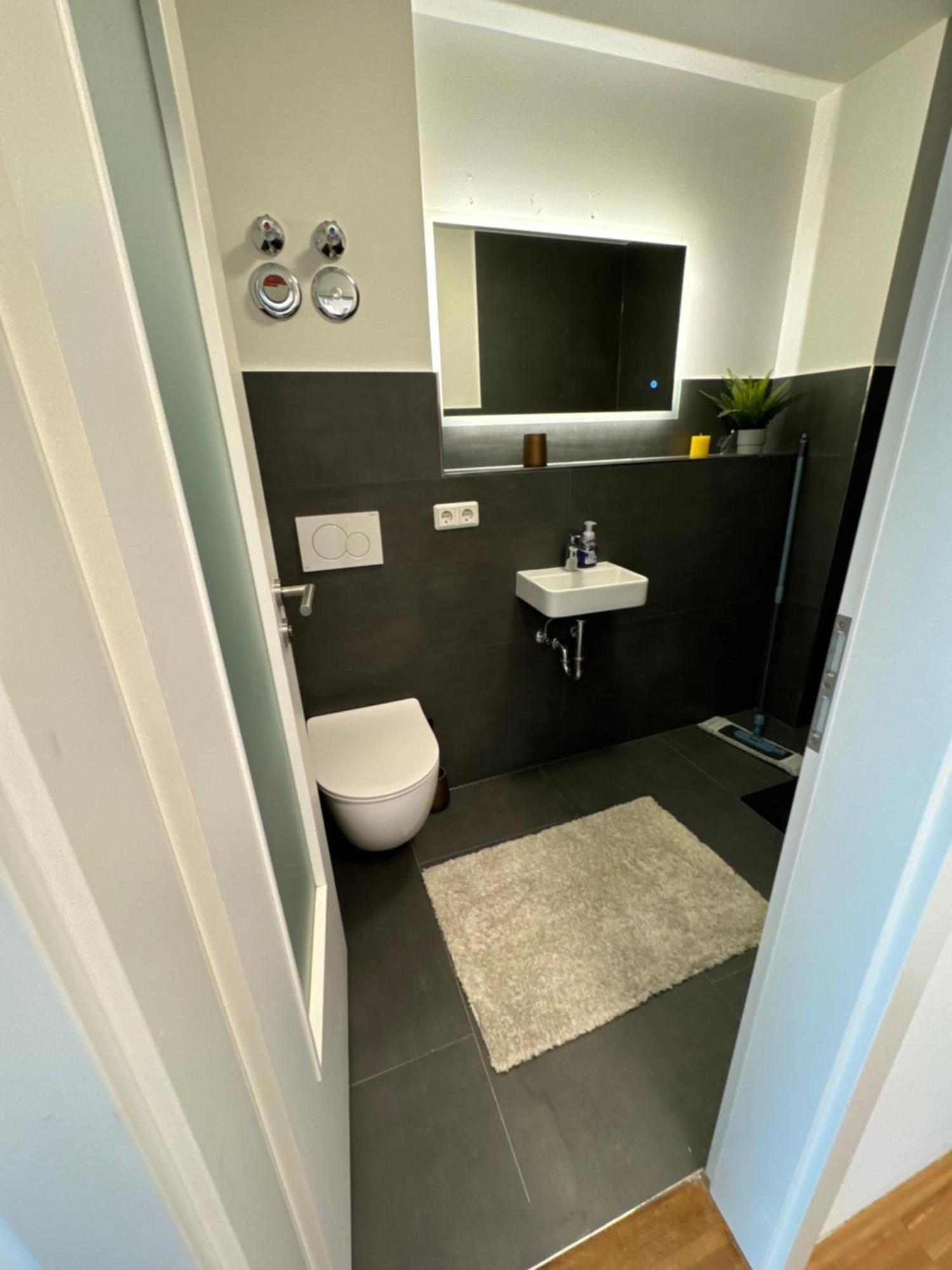 Moderne Ferienwohnung Mit Terrasse Würzburg Zewnętrze zdjęcie